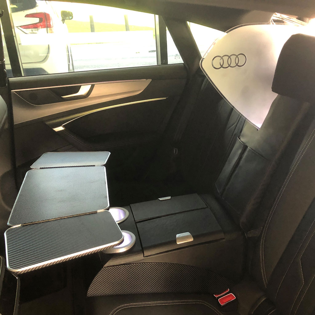 Audi A7 Xtended console model in the car